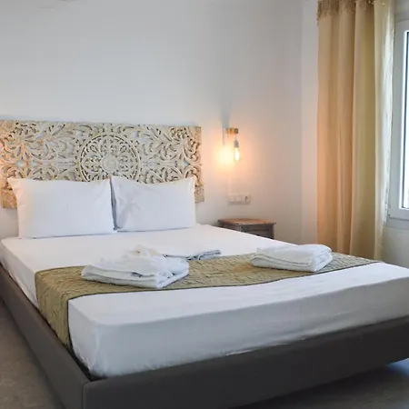 夏日公寓 * Provatas