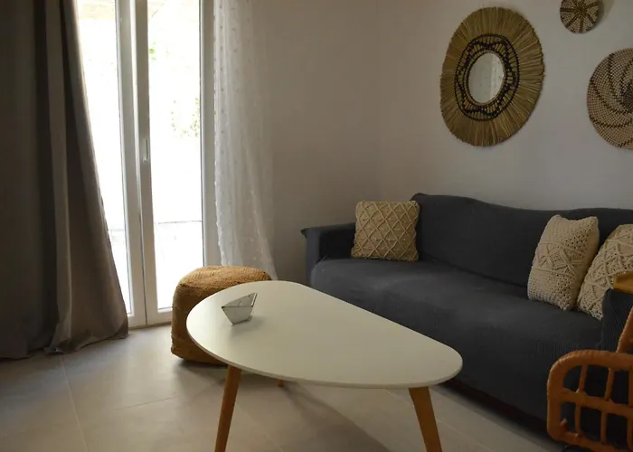 Summer アパート Provatas