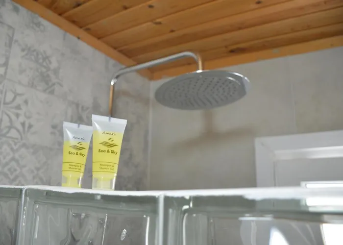 Summer アパート Provatas