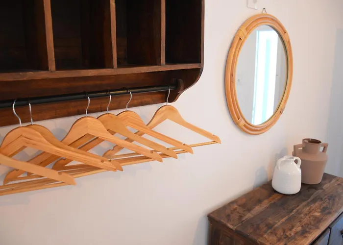 アパート Summer Provatas